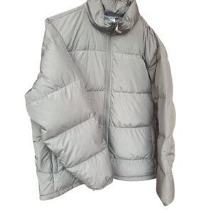 Quest Gray Puffer Jacket with High Collar and Insulated Design